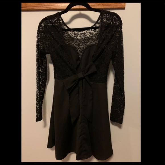 Bow Back Dress - Picture 2 of 2